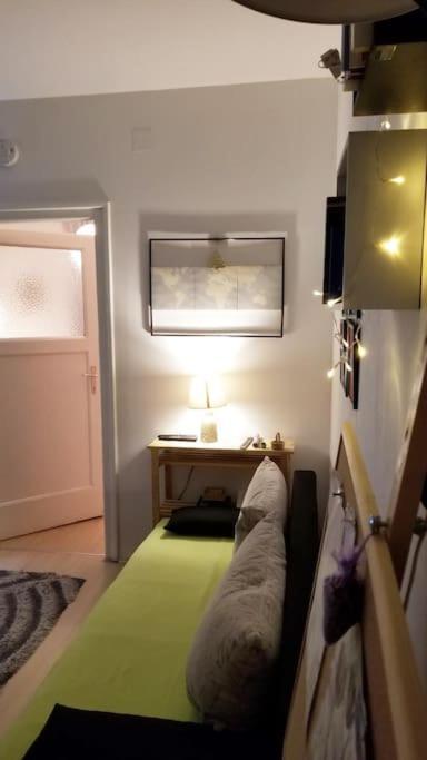 Atelier 12, Feeling Like An Artist! Promo Price Διαμέρισμα Βελιγράδι Εξωτερικό φωτογραφία